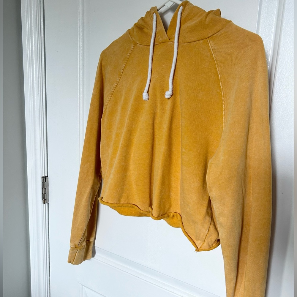 Universal Thread Cropped Yellow Hoodie